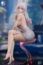 Load image into Gallery viewer, Bear Panda Original Character Serina 1/6 Scaled Figure [BONUS]
