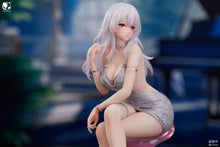 Load image into Gallery viewer, Bear Panda Original Character Serina 1/6 Scaled Figure [BONUS]
