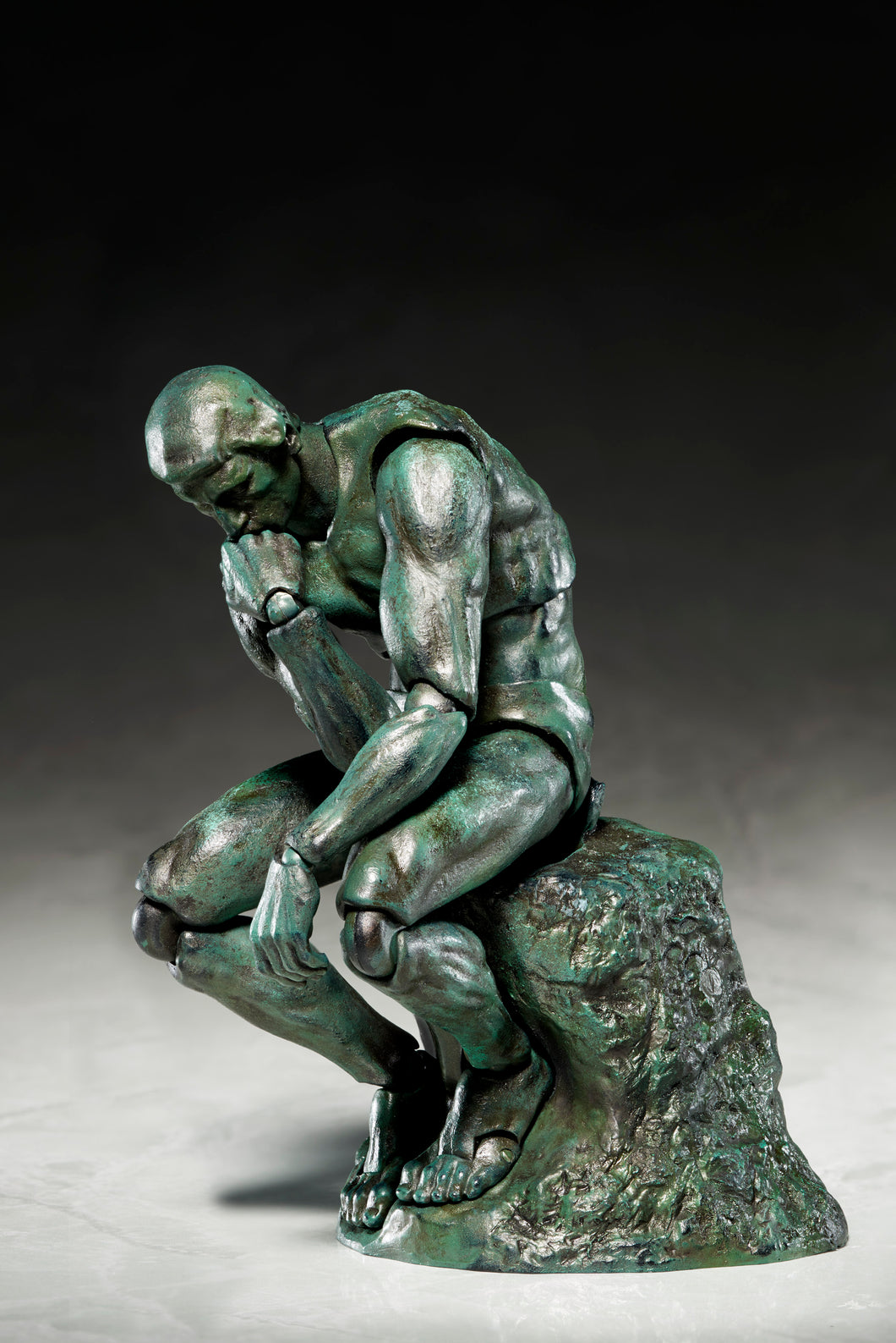 FREEing The Table Museum The Thinker by Auguste Rodin. figma #SP-056