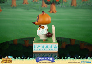 First 4 Figures Nintendo Animal Crossing Tom Nook non-scaled Figure