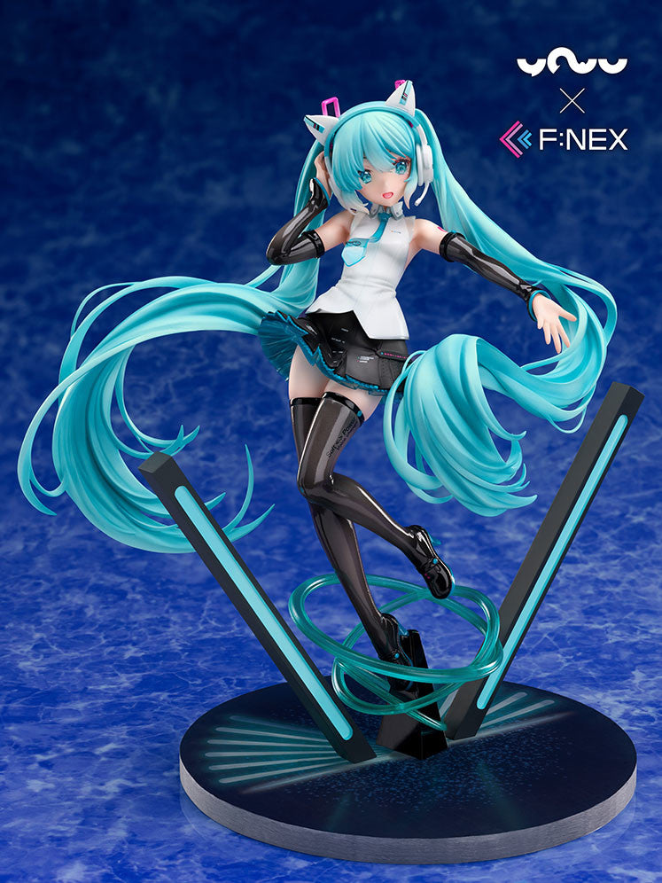 FuRyu F:NEX Vocaloid Hatsune Miku Nekomimi Cat Headphone Ver 1/7 Scale figure