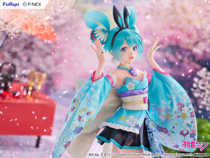 FuRyu Vocaloid Hatsune Miku Wa-Bunny 1/7 Scaled Figure