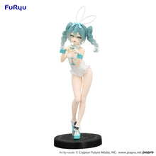 Load image into Gallery viewer, FuRyu Hatsune Miku -rurudo White Color ver.- BiCute Bunnies prize figure
