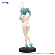 Load image into Gallery viewer, FuRyu Hatsune Miku -rurudo White Color ver.- BiCute Bunnies prize figure
