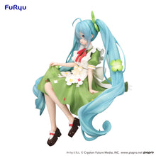 Load image into Gallery viewer, FuRyu Hatsune Miku -Flower Fairy Clover- Noodle Stopper Figure
