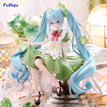 Load image into Gallery viewer, FuRyu Hatsune Miku -Flower Fairy Clover- Noodle Stopper Figure
