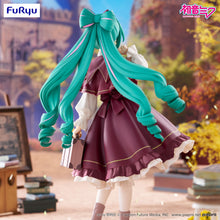Load image into Gallery viewer, FuRyu Hatsune Miku -Classical Retro- Trio-Try-iT prize figure
