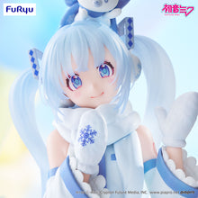 Load image into Gallery viewer, FuRyu Vocaloid Hatsune Miku -SNOW MIKU Sky Town 10th ver.- Noodle Stopper Figure
