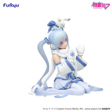 Load image into Gallery viewer, FuRyu Vocaloid Hatsune Miku -SNOW MIKU Sky Town 10th ver.- Noodle Stopper Figure

