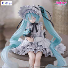 Load image into Gallery viewer, FuRyu Hatsune Miku -Vintage Doll Style- Noodle Stopper Figure
