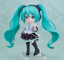Load image into Gallery viewer, Good Smile Company Hatsune Miku NT Nendoroid Doll

