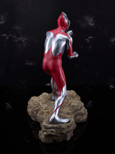 Load image into Gallery viewer, Good Smile Company Ultraman (Shin Japan Heroes Universe) Statue
