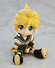 Load image into Gallery viewer, Good Smile Company Vocaloid Kagamine Len Nendoroid Doll
