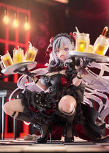 Load image into Gallery viewer, GoldenHead Azur Lane Elbe: Time to Show Off? 1/7 scale figure Exclusive Edition
