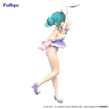 Load image into Gallery viewer, FuRyu BiCute Bunnies Hatsune Miku Rabbit- Lavender Version  prize figure
