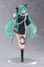 Load image into Gallery viewer, Taito Hatsune Miku Fashion PUNK ver. prize figure
