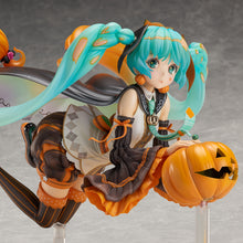 Load image into Gallery viewer, Union Creative Vocaloid Hatsune Miku Trick or Miku non-scaled Figure
