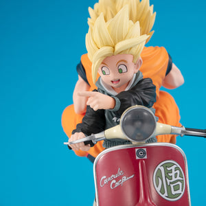 MegaHouse Desktop Real McCoy EX Dragon Ball Z Super Saiyan Son Goku & Son Gohan Motorbike non scale figure