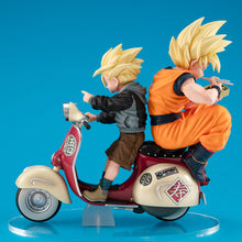 Load image into Gallery viewer, MegaHouse Desktop Real McCoy EX Dragon Ball Z Super Saiyan Son Goku &amp; Son Gohan Motorbike non scale figure
