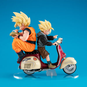 MegaHouse Desktop Real McCoy EX Dragon Ball Z Super Saiyan Son Goku & Son Gohan Motorbike non scale figure