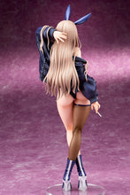 Load image into Gallery viewer, Ques Q Mataro Original BAD BUNNY 1/7 scale adult figure
