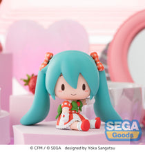Load image into Gallery viewer, SEGA Vocaloid Hatsune Miku x Love and Berry Dress Up and Dance! Lovely Strawberry fuwa petit chibi figure
