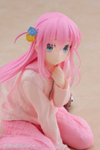 Load image into Gallery viewer, Taito BOCCHI THE ROCK! Desktop Cute Figure - Hitori Gotoh (Room Wear Ver.) prize figure
