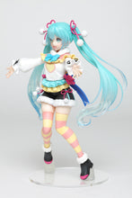 Load image into Gallery viewer, Taito Hatsune Miku Winter Image Ver. Prize Figure
