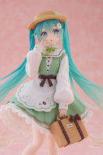 Load image into Gallery viewer, Taito Hatsune Miku Fashion Country ver. prize figure
