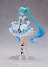 Load image into Gallery viewer, Taito Wonderland Vocaloid Hatsune Miku Cinderella prize figure
