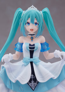 Taito Wonderland Vocaloid Hatsune Miku Cinderella prize figure