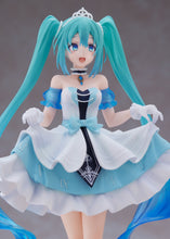 Load image into Gallery viewer, Taito Wonderland Vocaloid Hatsune Miku Cinderella prize figure
