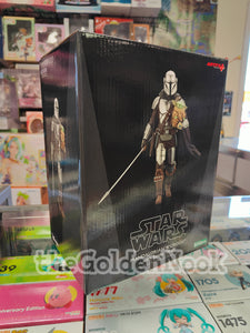 Kotobukiya ARTFX+ Star Wars Mandalorian & Grogu with Beskar Staff 1/10 scale figure